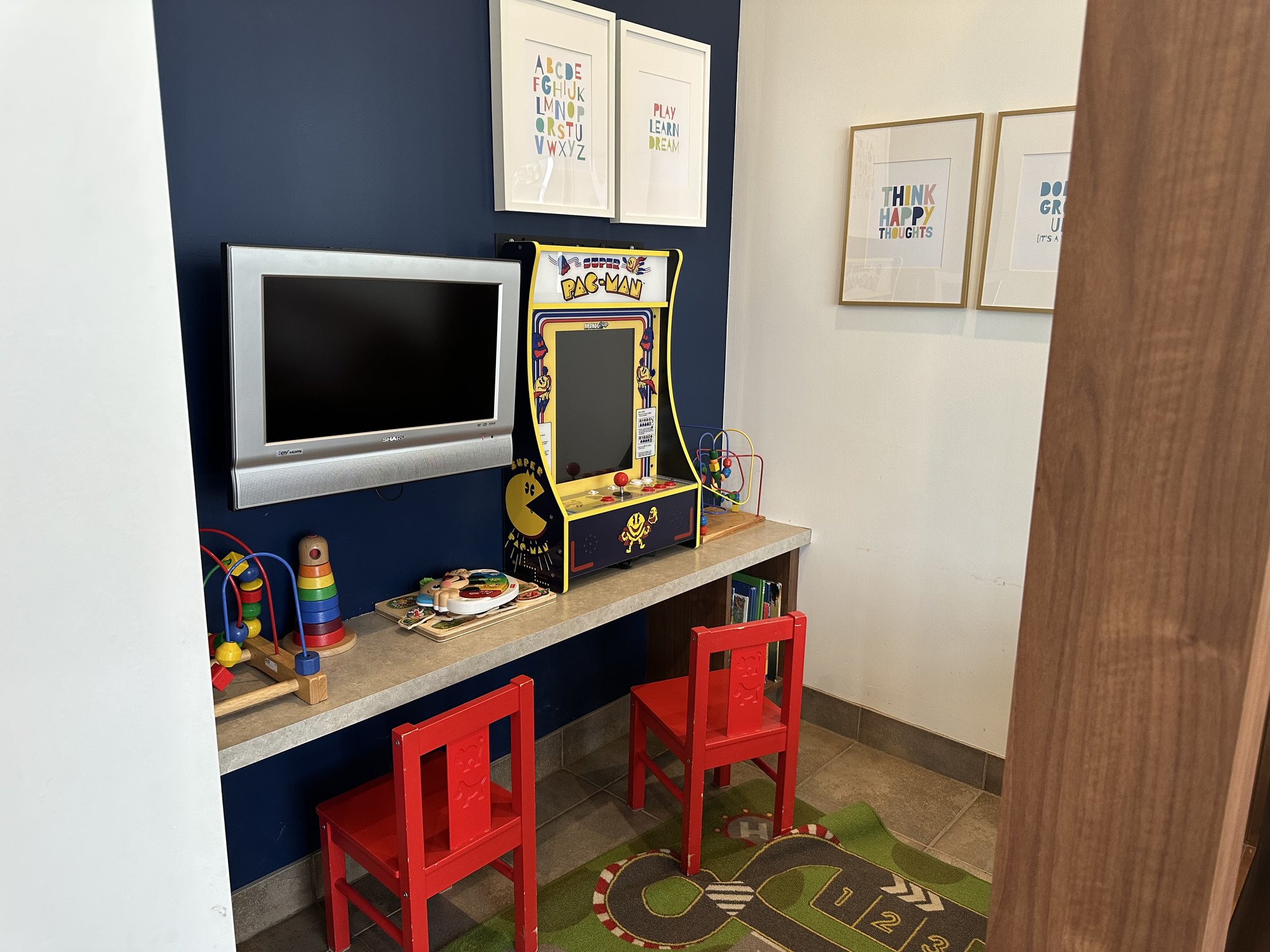 Drayton Family Dental — kids play area